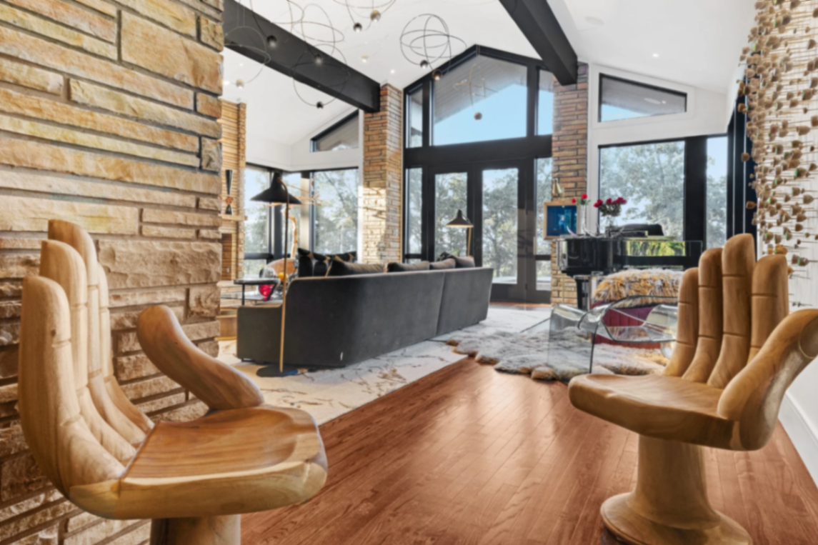 Featured Janet Baker Design residence